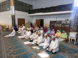 Zohr Namaaz in the Masjid of M Salamaan al-Faarsi RA